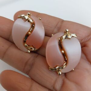 Vintage Two Tone Pink Lucite Paisley Heart  Gold Tone Clip On Earrings
